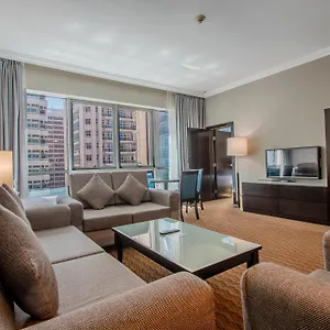 Al Manzel Apartahotel